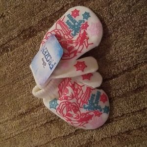 Nwt! Disney frozen mittens
